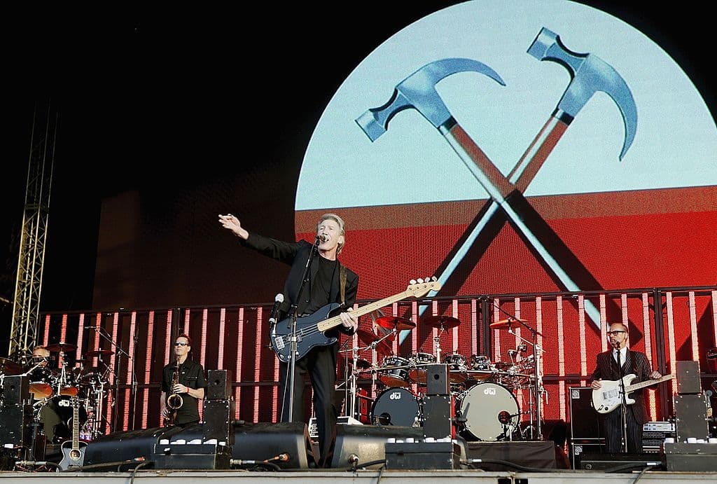 Pink Floyd, una de las agrupaciones más importantes en la historia del rock, tuvo su turno al bate en 1994.
<br>