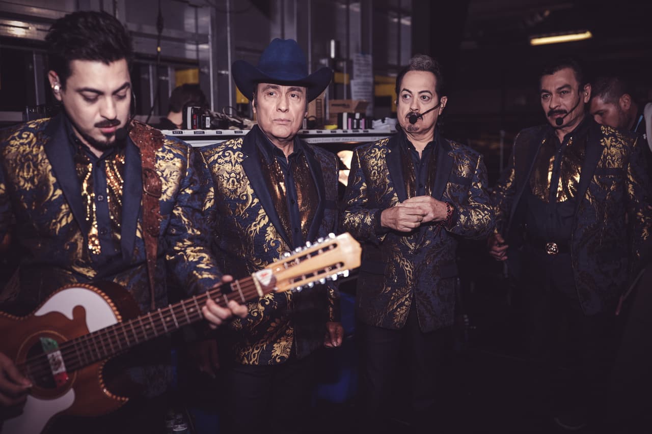 Así los vimos antes de subir al escenario.