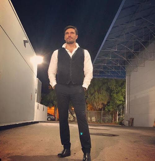 Muchos han estado muy pendientes de su vida desde que comenzó a tener continuos pleitos con Marjorie de Sousa, así que llamó la atención de inmediato.