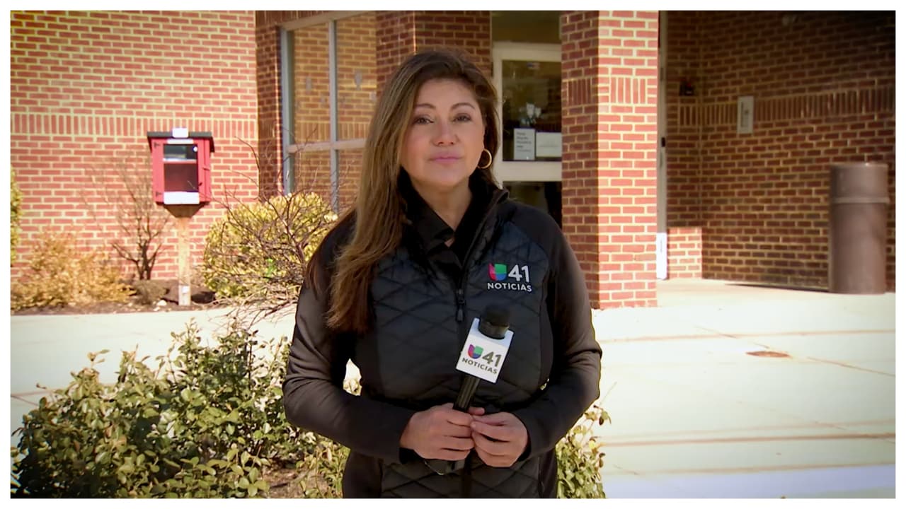 <b>Mariela Salgado, </b>reportera de Noticias 41, 
<a href="https://www.univision.com/local/nueva-york-wxtv/ultimo-adios-luz-hernandez-maestra-hispana-asesinada-nueva-jersey?fbclid=IwAR1rLPqbcBBZwOPNGzhXR5l5eUgDGCuN8Bq3_WyktTsQxh3K0SXGzUci8sw" target="_blank">cubrió la noticia</a> e informó que era un “día hermoso” en el que se abrieron los cielos para despedir a Luz Hernández, un "ángel" que tocó para bien la vida de tantas personas.