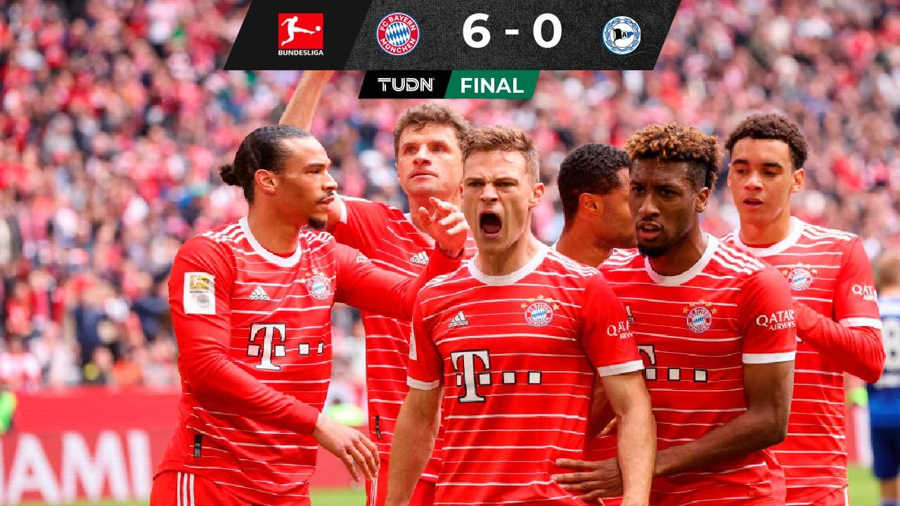 Bayern goleó al Schalke y quedó muy cerca al título en la Bundesliga