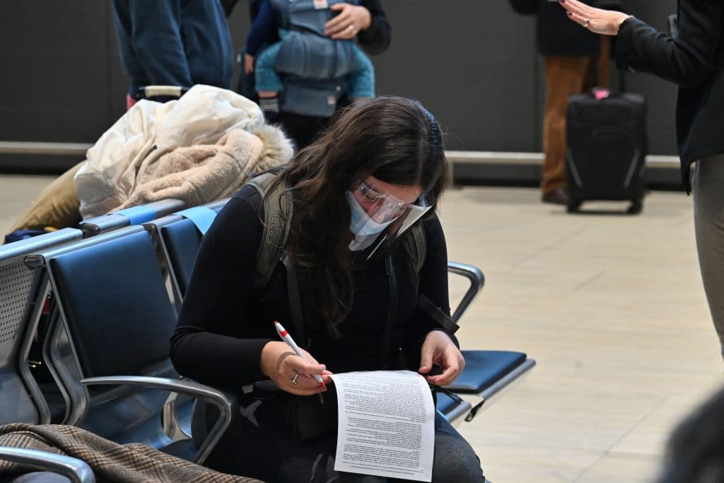 Desde este domingo, los viajeros internacionales no necesitan hacerse una prueba de covid-19 para entrar a EEUU