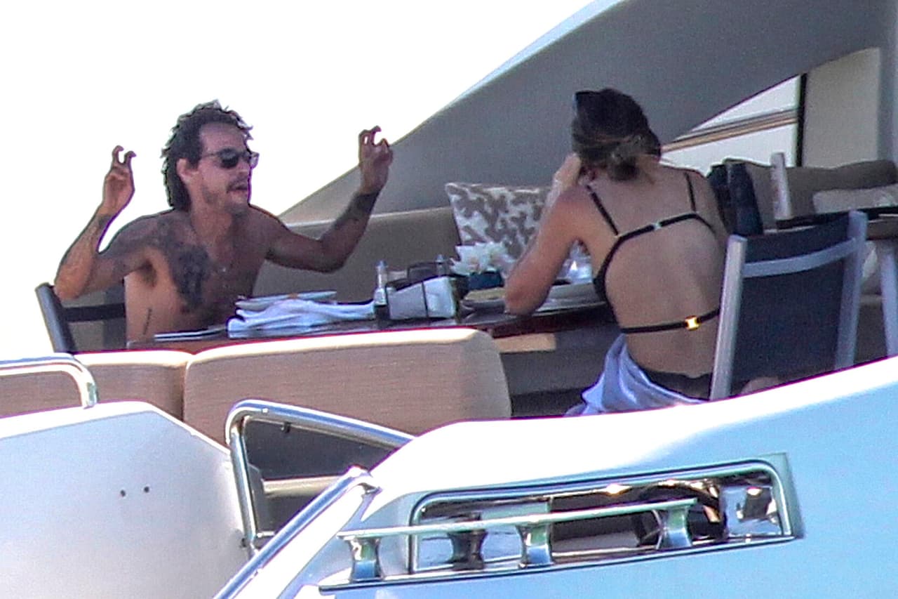 Hicieron una larga sobremesa y Marc era el más intenso en la platica.