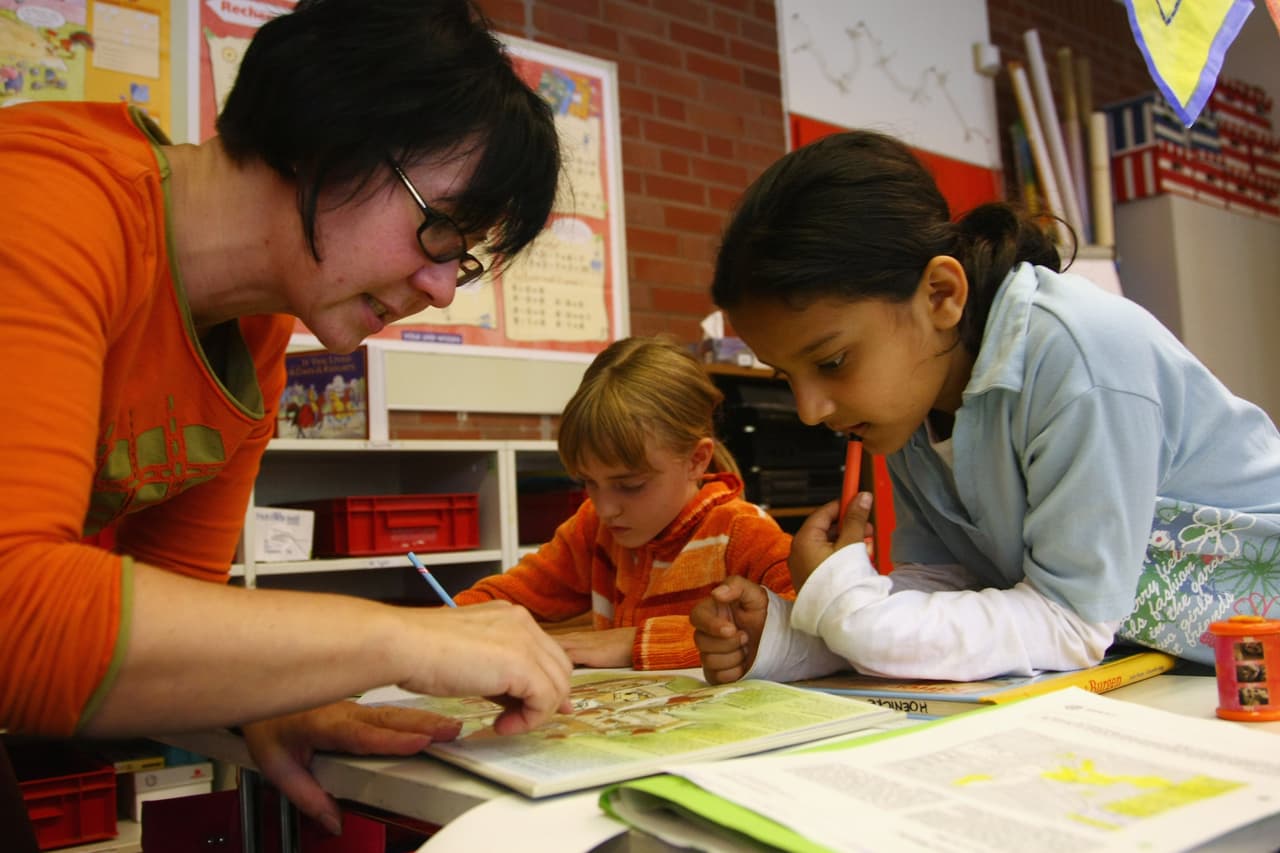 5 tips and a tool for a strong back to school