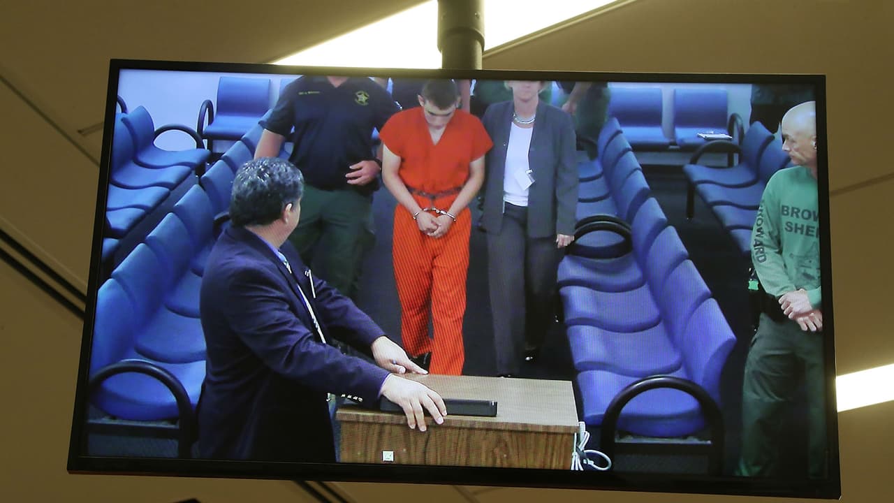 Cronología del tiroteo en la escuela de Florida hasta el arresto de Nikolas Cruz