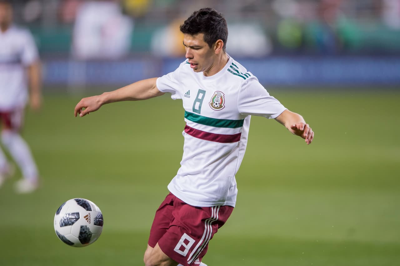 Hirving 'Chucky' Lozano (8): Ingresó y revolucionó el ataque azteca. Apenas tocó sus primeros balones y realizó una jugada sensacional para el 2-0 tricolor.