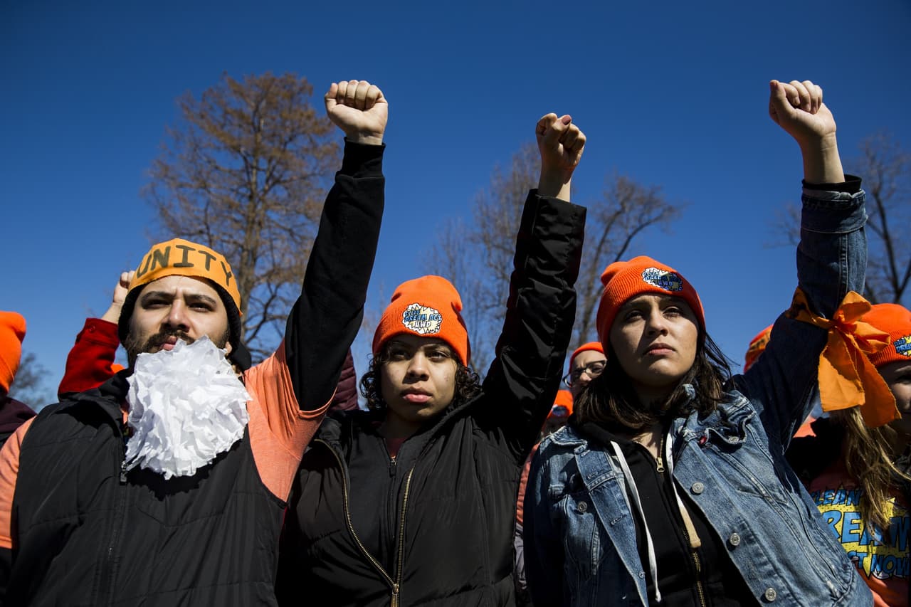 El nuevo esfuerzo republicano para regularizar a los dreamers genera temor y escepticismo 