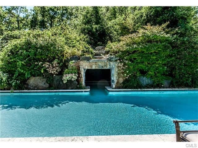 Sin embargo, es muy probable que sea el costo de mantenimiento lo que acabó con la fortuna de 50 Cent, quien se declaró en bancarrota.