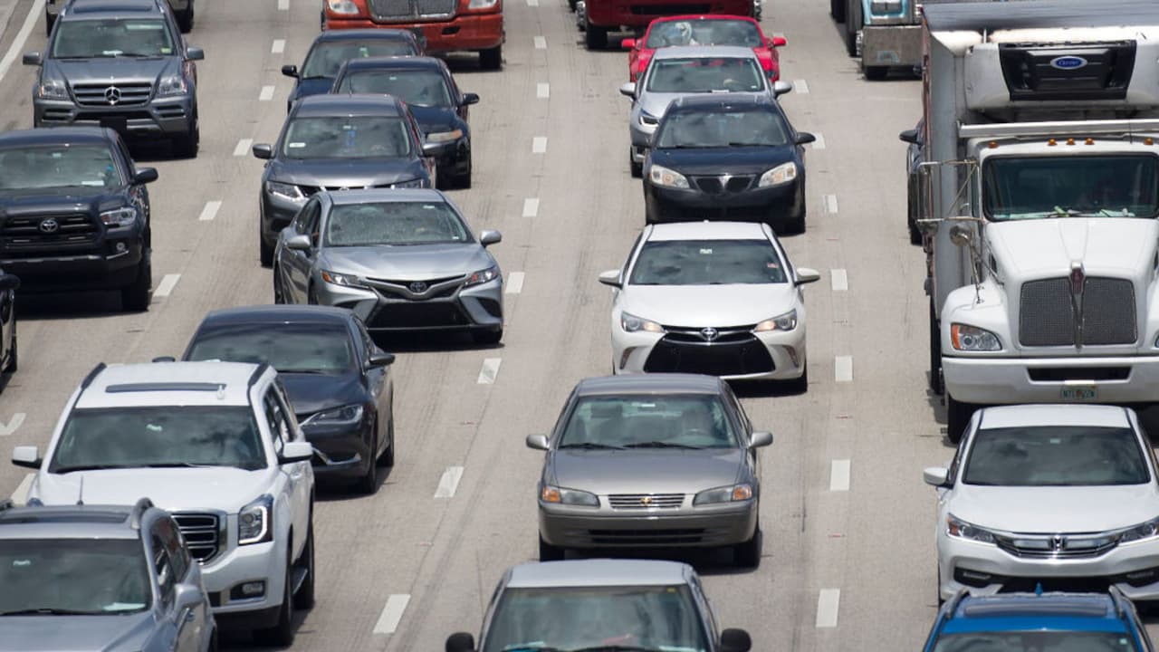 ¿Viajarás para despedir el 2025? Recomendaciones para evitar accidentes y retrasos