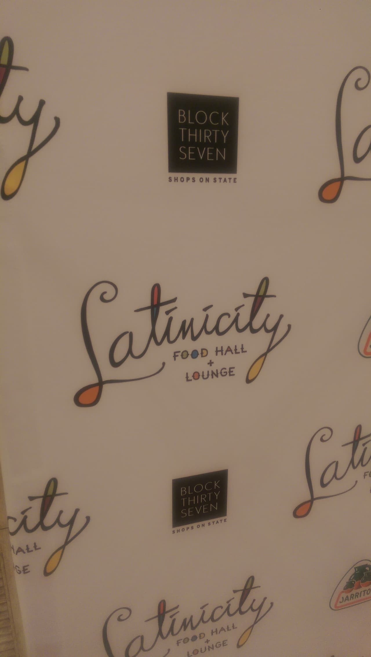 Se trata de Latinicity, un concepto de Food Hall y launch que está localizado en el tercer piso de Block 37, en pleno corazón de la ciudad.