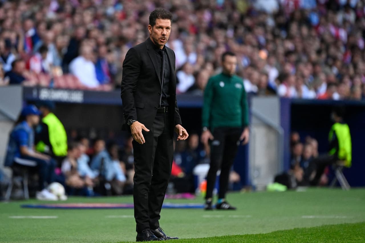 El Ajax de Edson no estuvo ni cerca de 'vengarse' del Ajax mientras que el Brujas logra la hazaña de clasificarse ante el Atlético de Madrid