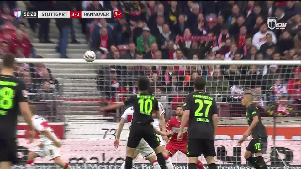 Tiro desviado de Genki Haraguchi