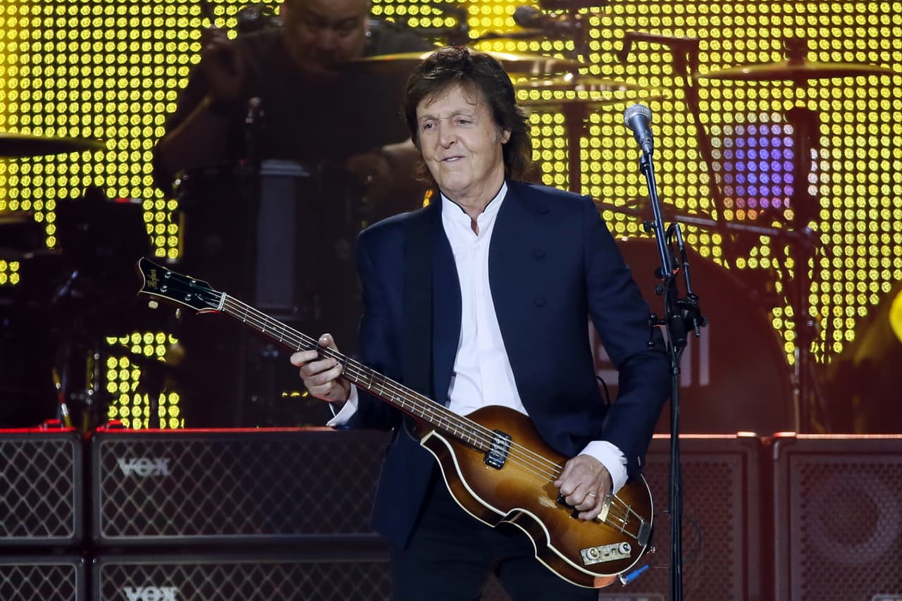 Dejan a Paul McCartney fuera de una fiesta de raperos en Hollywood