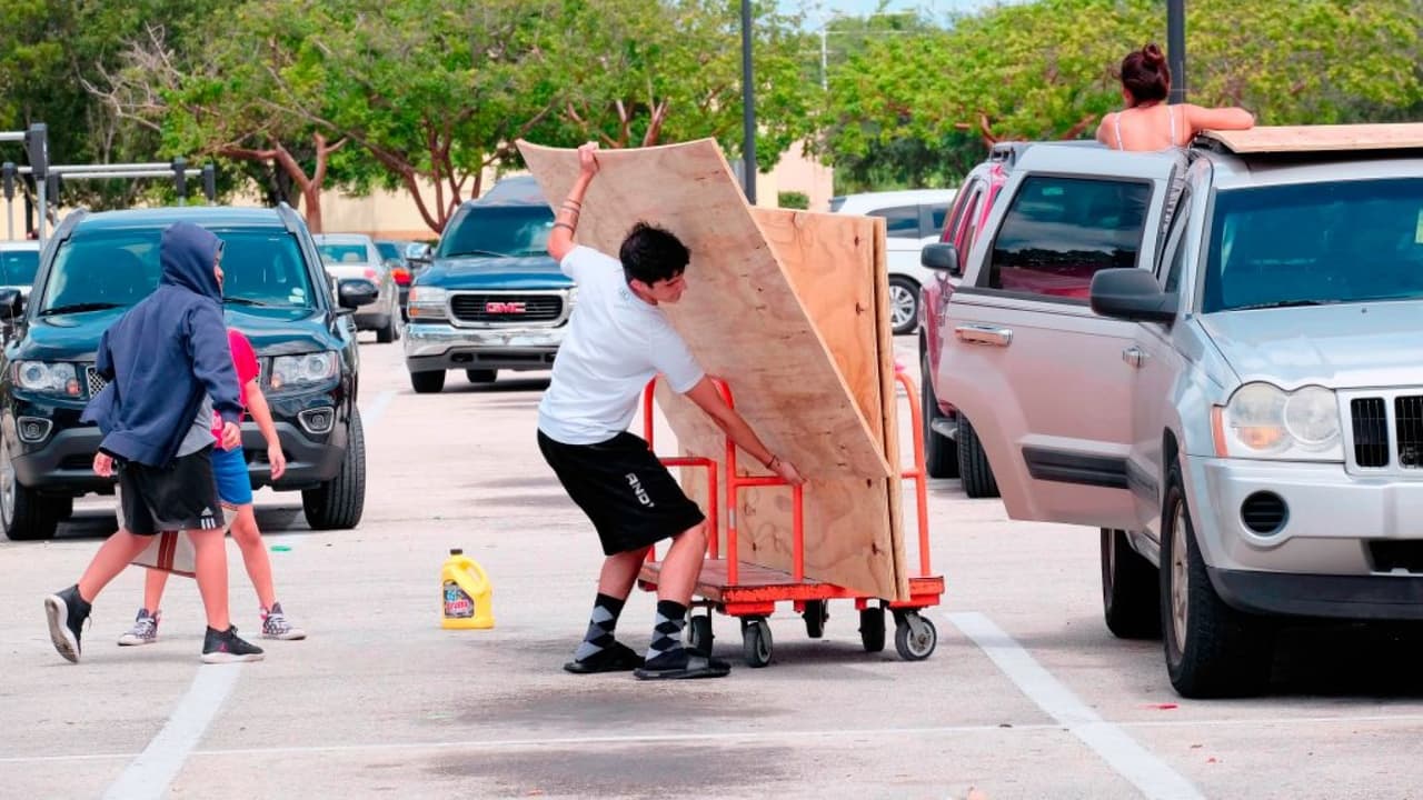 Estas son las medidas que debe tomar en Miami-Dade ante el inicio de la temporada de huracanes 
