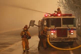 Incendio en Rancho Cucamonga incontrolable