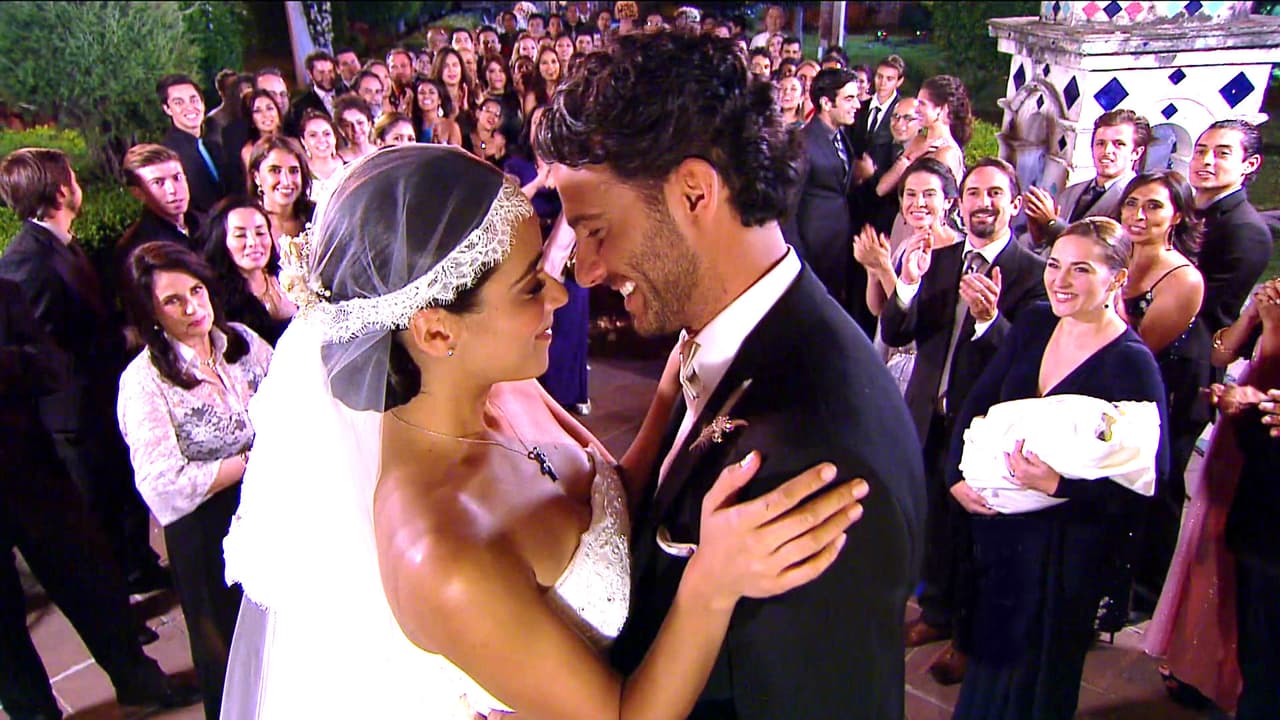 Lucía y Marcelo vencieron todas las tragedias y por fin alcanzaron la felicidad. Revive lo mejor de gran final de
<i>El color de la pasión</i>.