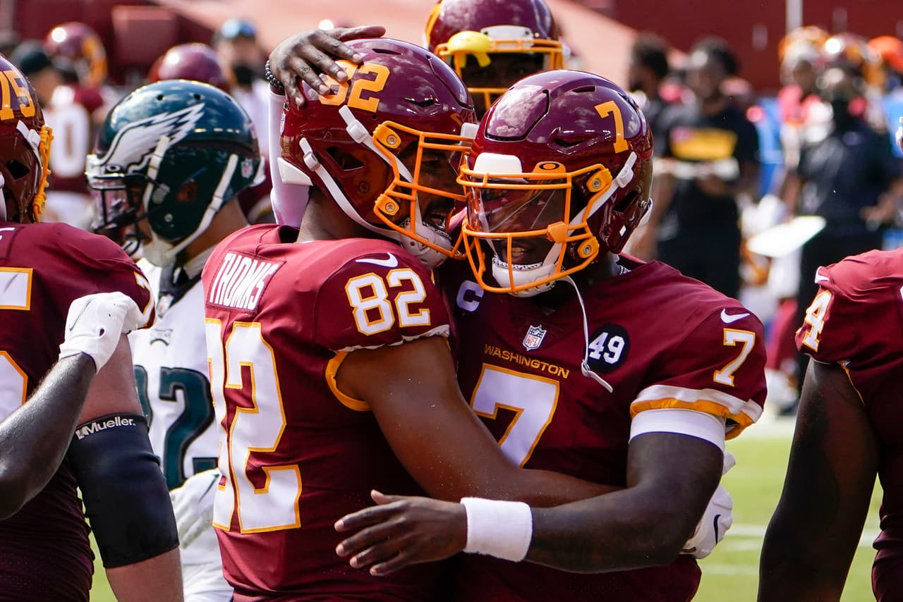 Jornada de la NFL marcada por el debut de Cam, protestas y una polémica expulsión