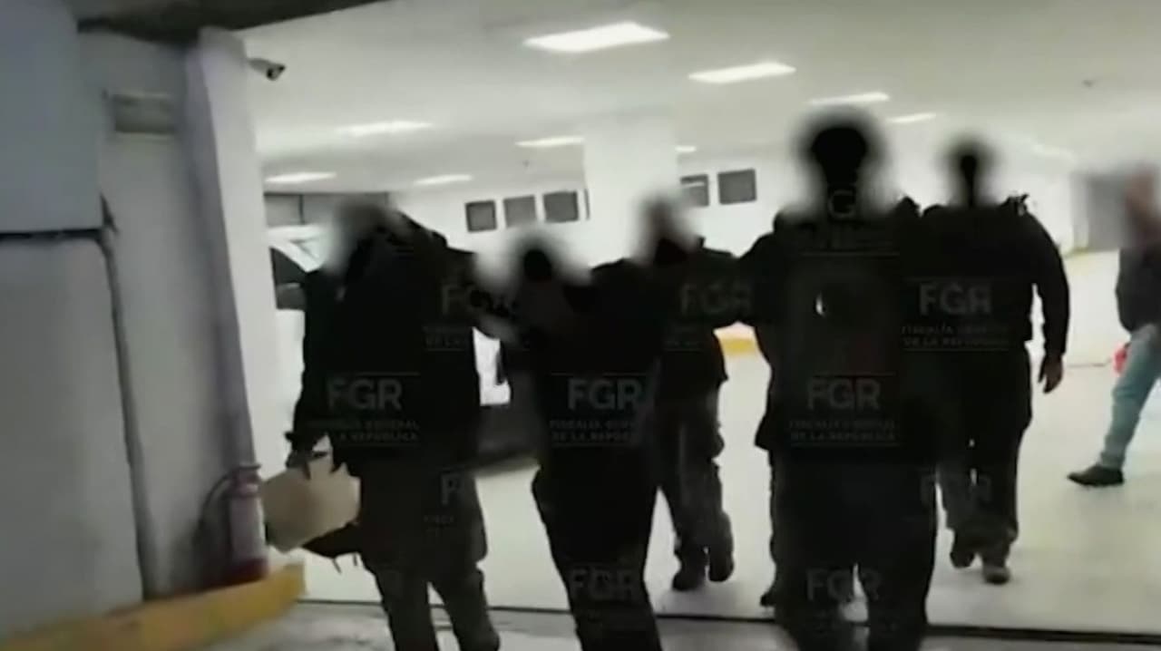 Fiscalía en México confirma que un abogado de la familia de 'El Mencho' reclamó cuerpo del líder criminal