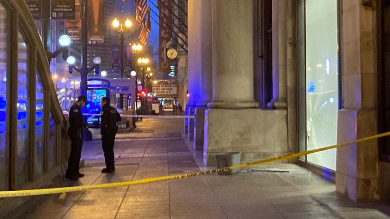 Reportan robo de lentes en tienda del Centro de Chicago