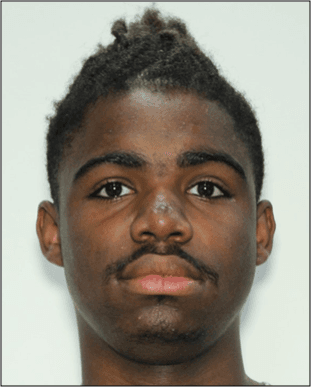 Buscan a hombres acusados de vestirse de mujer, robar en gimnasios e irse de compras en Georgia.