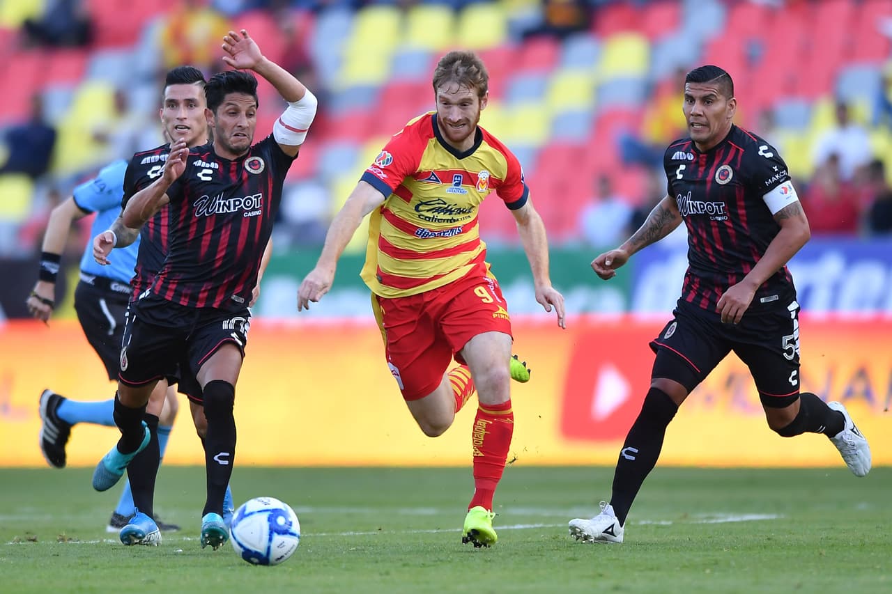 Morelia se impone al Veracruz por la mínima diferencia con gol de Villafañez y asistencia de Velarde.