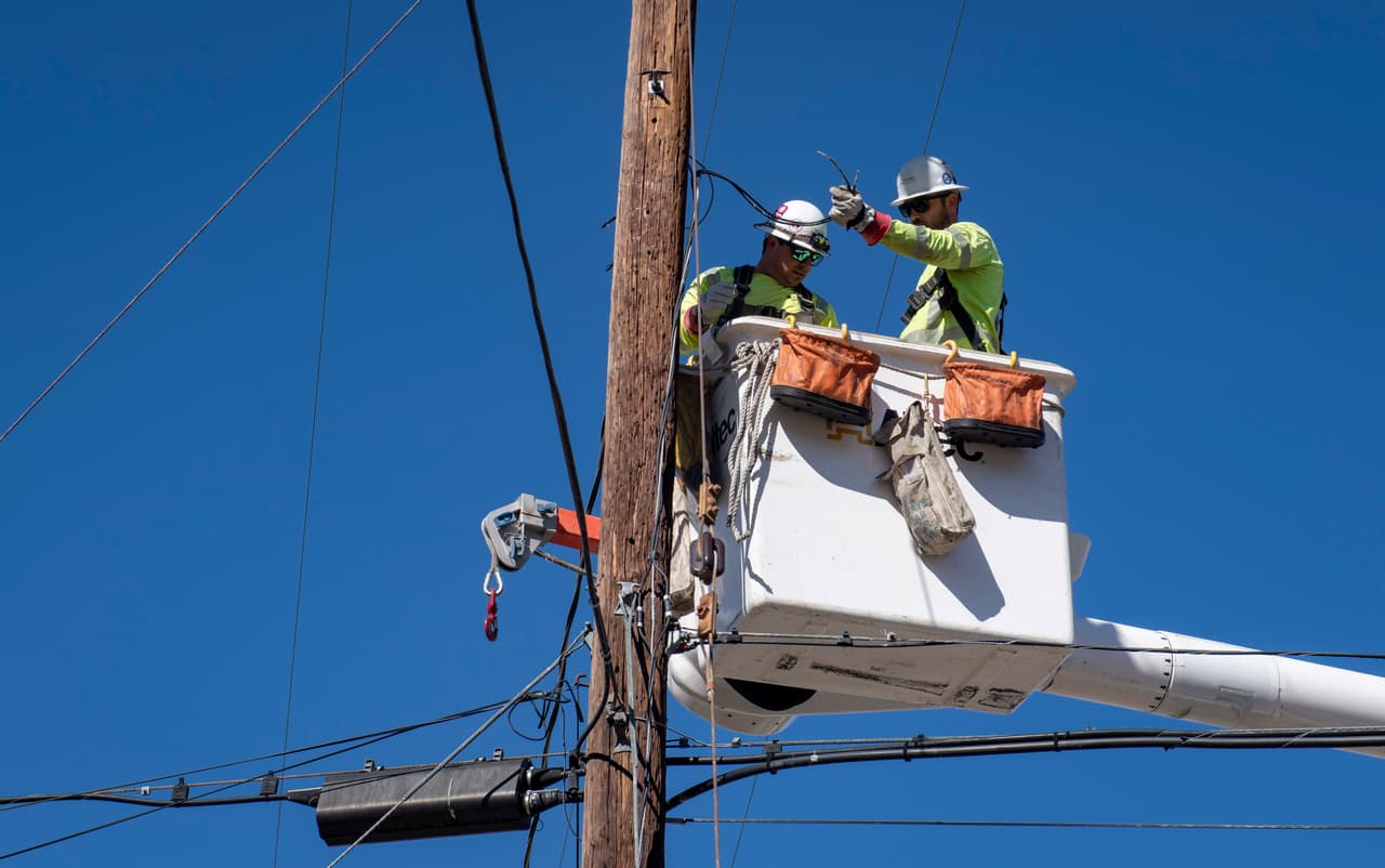 Alerta por posibles cortes de luz para más de 200,000 usuarios en el sur de California