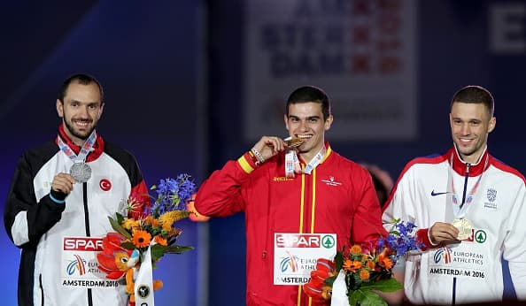 Velocista español se entera por una entrevista que ganó oro en 200 metros