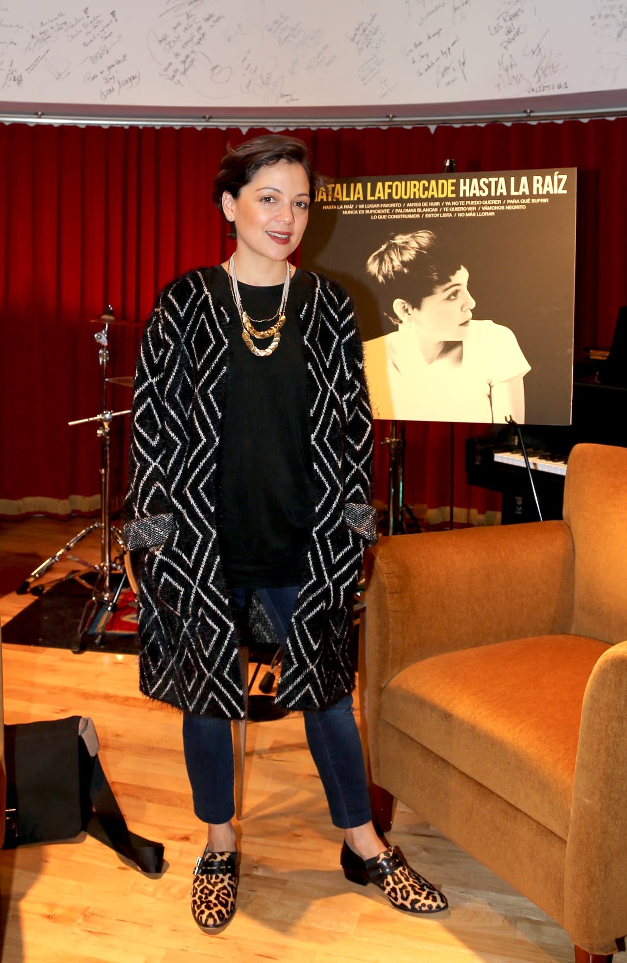 Nos referimos a un look que llevó durante la promoción de su disco 'Hasta la raíz'.