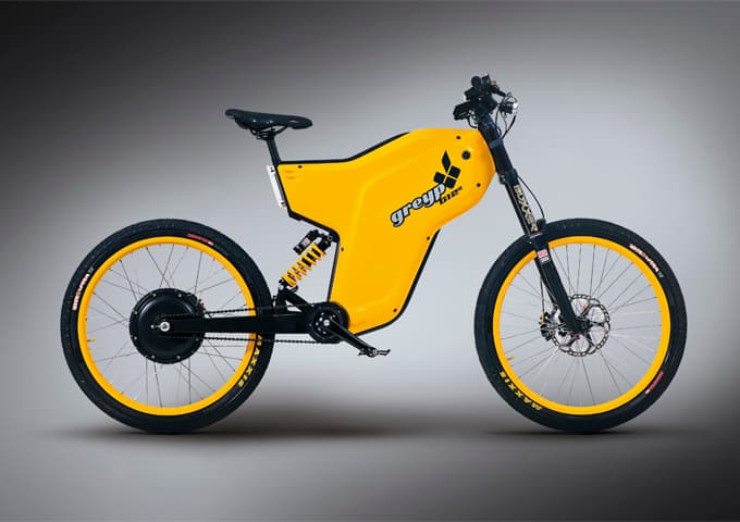 La
<b>G12S</b> es capaz de cargar completamente su batería desde 0% en 80 minutos consumiendo sólo 1.5 kWh de energía. Su
<i>interface</i> mantiene informado al usuario acerca de la carga disponisble así como de otros factores referentes al sistema eléctrico.