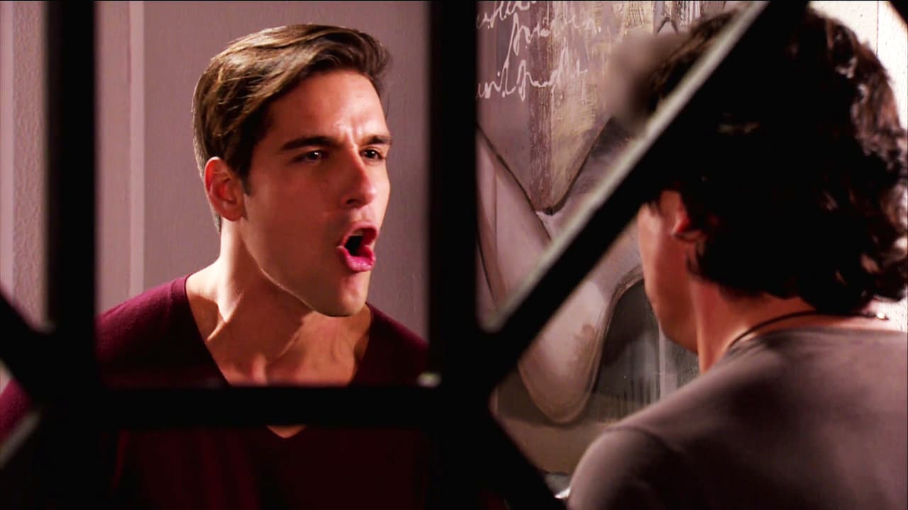 No le hagas caso a los insultos de Ari, sólo quiere provocarte.