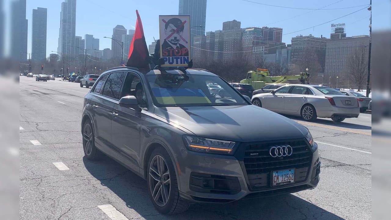 Con pancartas y banderas expresaron su repudio a la intervención encabezada por el Gobierno de Vladimir Putin.