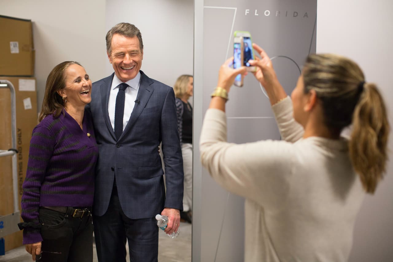 Benjamin Bratt y Bryan Cranston en Primer Impacto