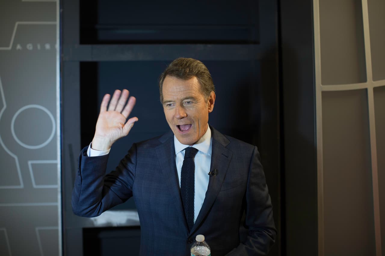 Benjamin Bratt y Bryan Cranston en Primer Impacto