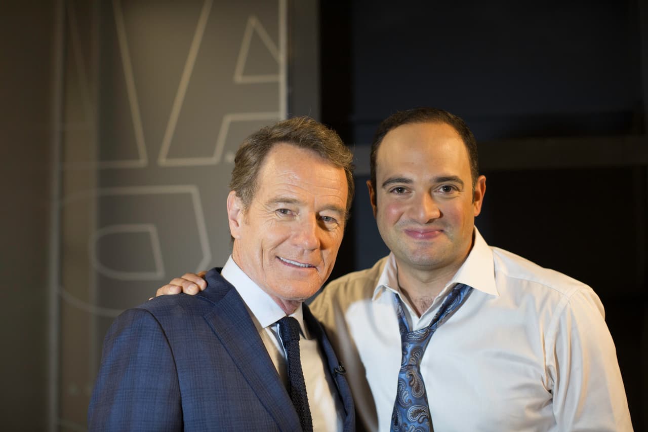Benjamin Bratt y Bryan Cranston en Primer Impacto