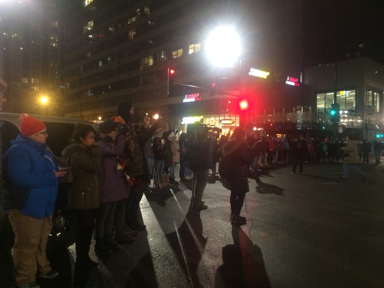 Por lo que varios activistas y líderes de la ciudad habían hecho un llamado a realizar una manifestación pacífica.