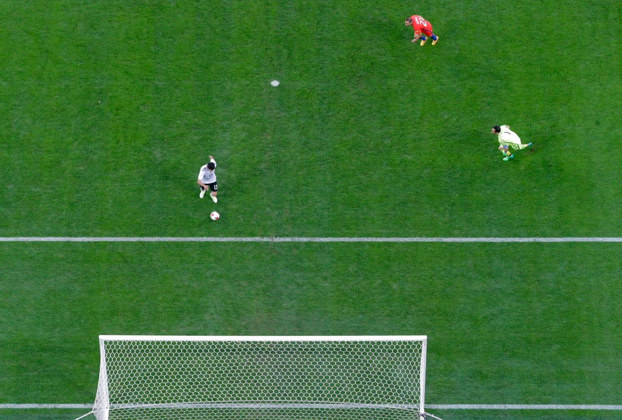 El único gol del partido fue obra de Lars Stindl.