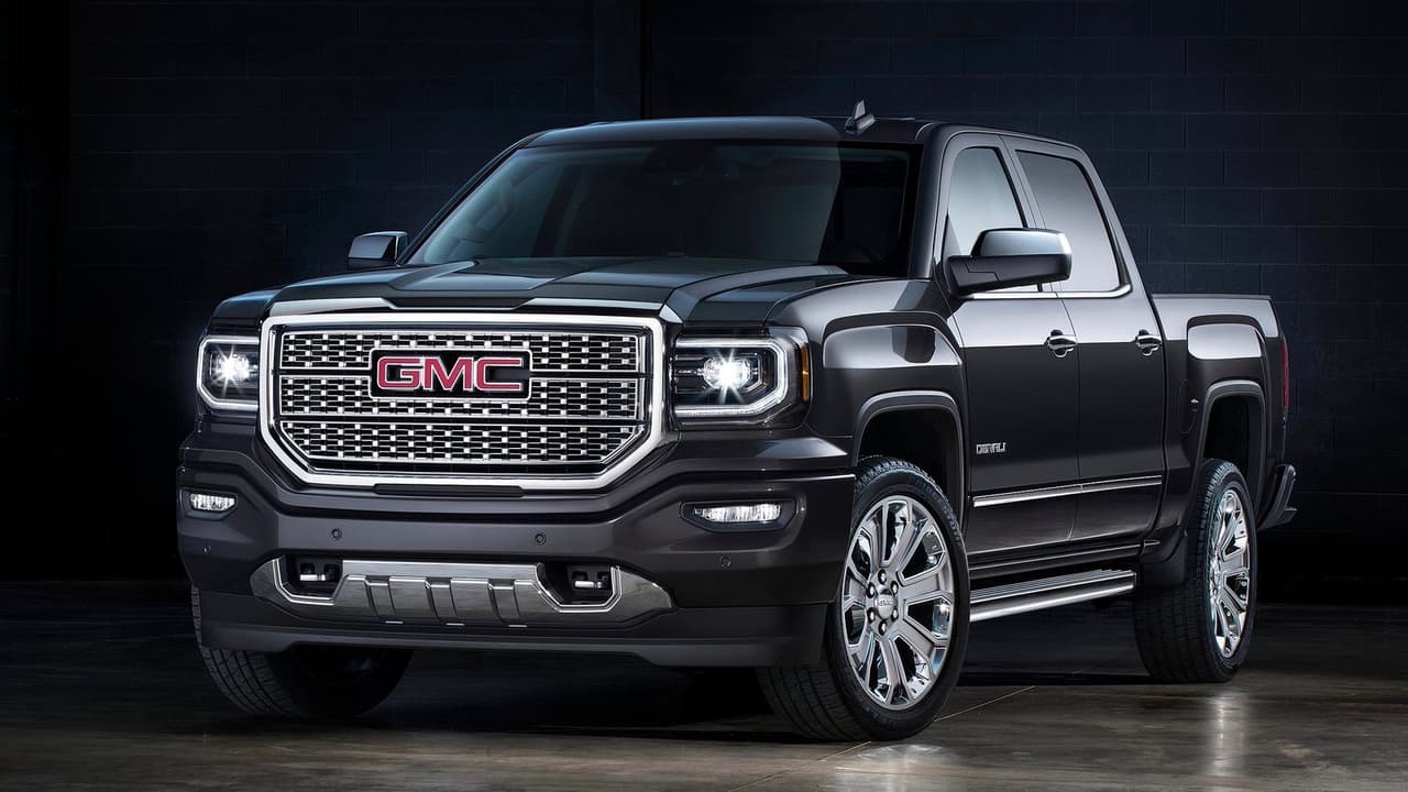 <h3 class="cms-h3-H3">Carros con más recalls: 2. GMC Sierra </h3>
<br>
<br>La camioneta pickup
<i>fullsize</i> de GMC mostró un promedio de 3.25 recalls por cada 100,000 unidades vendidas, incluyendo un
<a href="https://www.univision.com/noticias/autos/gm-llama-a-revision-a-43-millones-de-vehiculos-por-defecto-en-software-de-bolsas-de-aire?hootPostID=d688d21052e6fa60ed61428d1c6edfe5" target="_blank">defecto en el software de sus bolsas de aire</a> que podrían prevenir que las bolsas se desplieguen en caso de accidente. Es importante señalar que la mayoría de los recalls que afectan la la Sierra también afectan a su gemela mecánica la
<b>Chevrolet Silverado</b>, la cual al venderse en cantidades mucho mayores ve su promedio afectado en mucho menor medida.