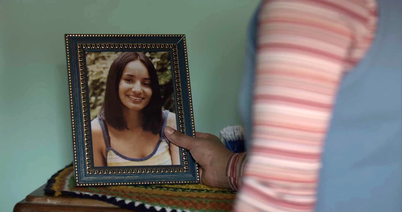 ‘El Chapo’ no se quedó de brazos cruzados ante las acciones de ‘El Cano’ e inmediatamente ordenó un sanguinario ataque, su blanco, un bar en la población en Nuevo Laredo. Decenas de civiles inocentes fueron acribillados a sangre fría.