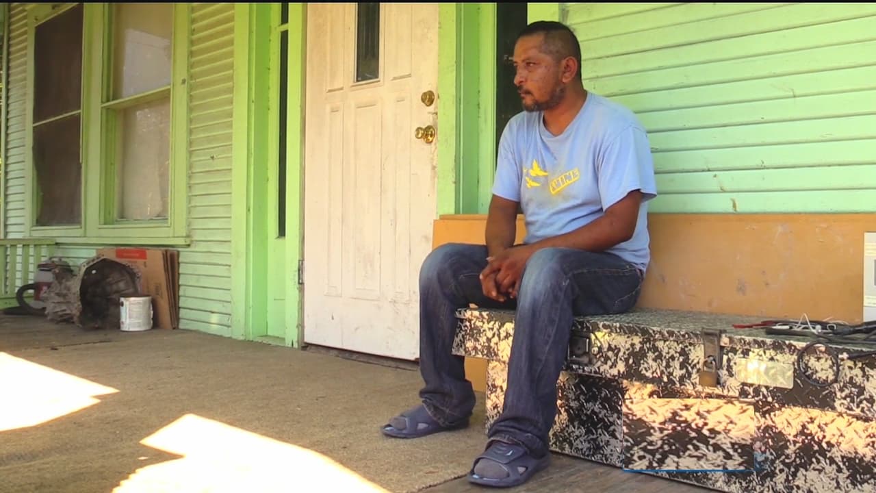 Indocumentado que fue atacado en Texas insta a inmigrantes a seguir denunciando crímenes