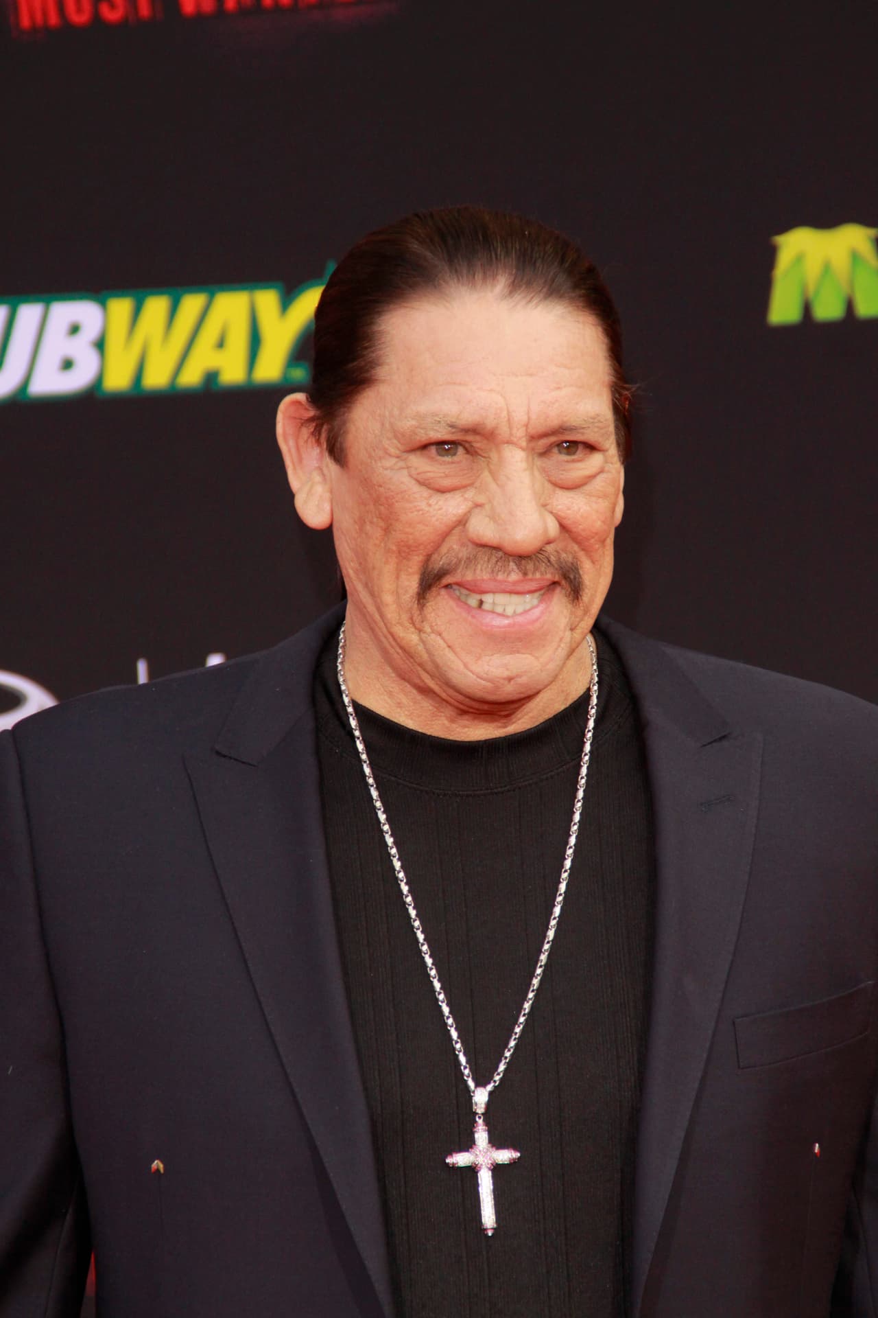 En la charla, el histrión de ascendencia mexicana aseguró que sufrió cáncer de hígado y que enfrentó los embates de la disfunción eréctil.