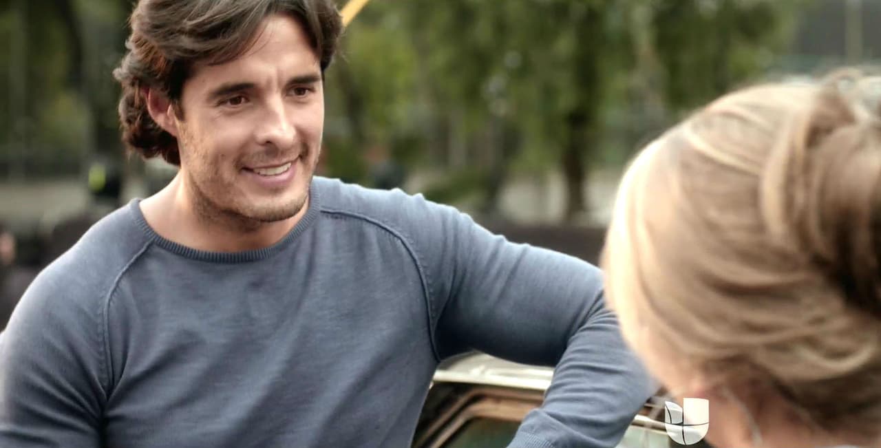 Muy pronto Jenni comenzó a hacerse ilusiones con Eric.