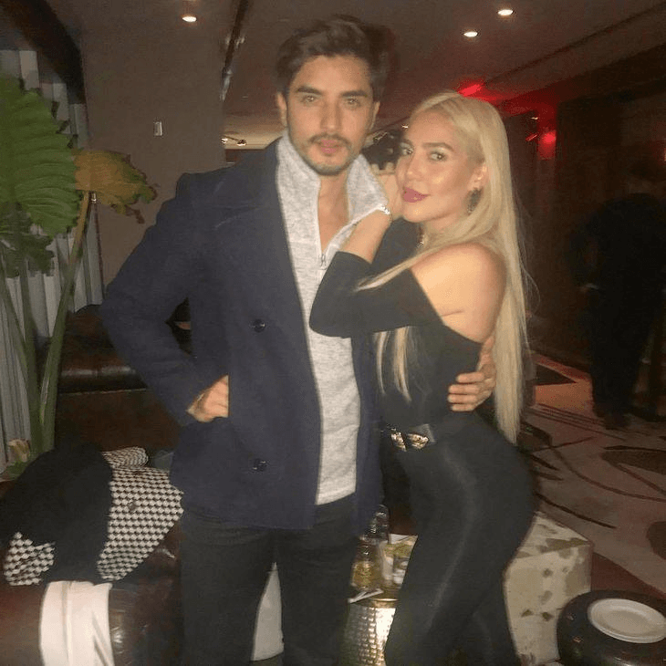 Frida Sofía y Christian Estrada