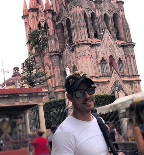 Según la información de la sede diplomática, el ciudadano francés fue identificado como Frédéric Michel. Mientras tanto, el apellido del actor (en la foto) también fue mencionado en el comunicado de la Embajada.