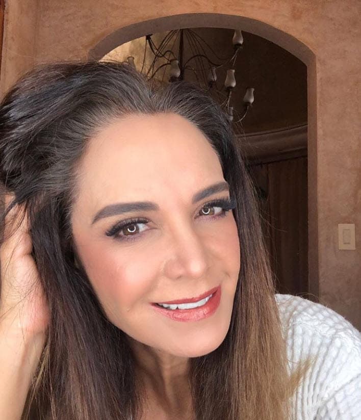 Hasta el mediodía de este martes 22 de junio, Lupita Jones no se había pronunciado más acerca de la situación familiar por la que atraviesa. 
<br>