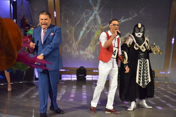 ¡Aventó el sombrero! Sin duda un momento que quedará para la historia.