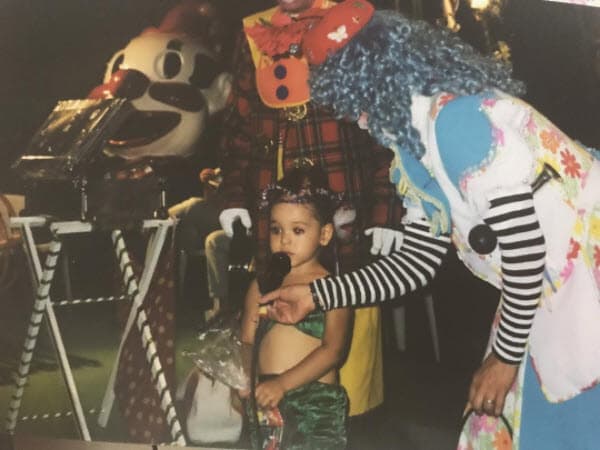 Desde muy pequeña 
<b><a href="http://www.univision.com/programas/novelas/conoce-la-trayectoria-de-danna-paola-fotos">Danna Paola</a></b> conquistó con su tierna carita, por eso cuando tenía seis años obtuvo su 
<b><a href="http://www.univision.com/programas/novelas/conoce-la-trayectoria-de-danna-paola-fotos">primer protagónico en la telenovela 'María Belén'</a></b>.