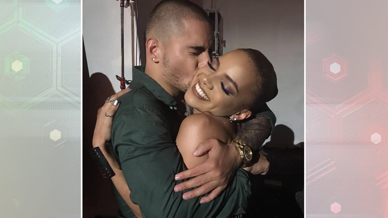 ¿Quién dijo que los cantantes no son fans? Leslie tiene muchos colegas a los que admira y muestra de ellos son las fotografías que ha subido a sus redes sociales. Desde Maluma hasta Juan Luis Guerra y su contrincante en Va Por Ti, Luis Coronel, hacen parte de sus favoritos.