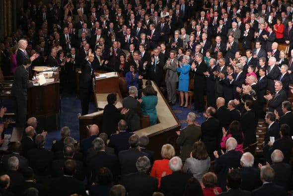 En su discurso del martes por la noche, Obama dijo que hay mucho que reportar ya que "juntos hemos quitado los escombros de la crisis".