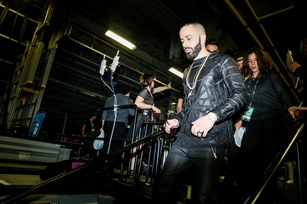 Una cosa fue lo que viste en televisión y otra lo que te perdiste. Pero, relax! Nuestro lente te trae el detrás de cámaras de la esta entrega de Premio Lo Nuestro.