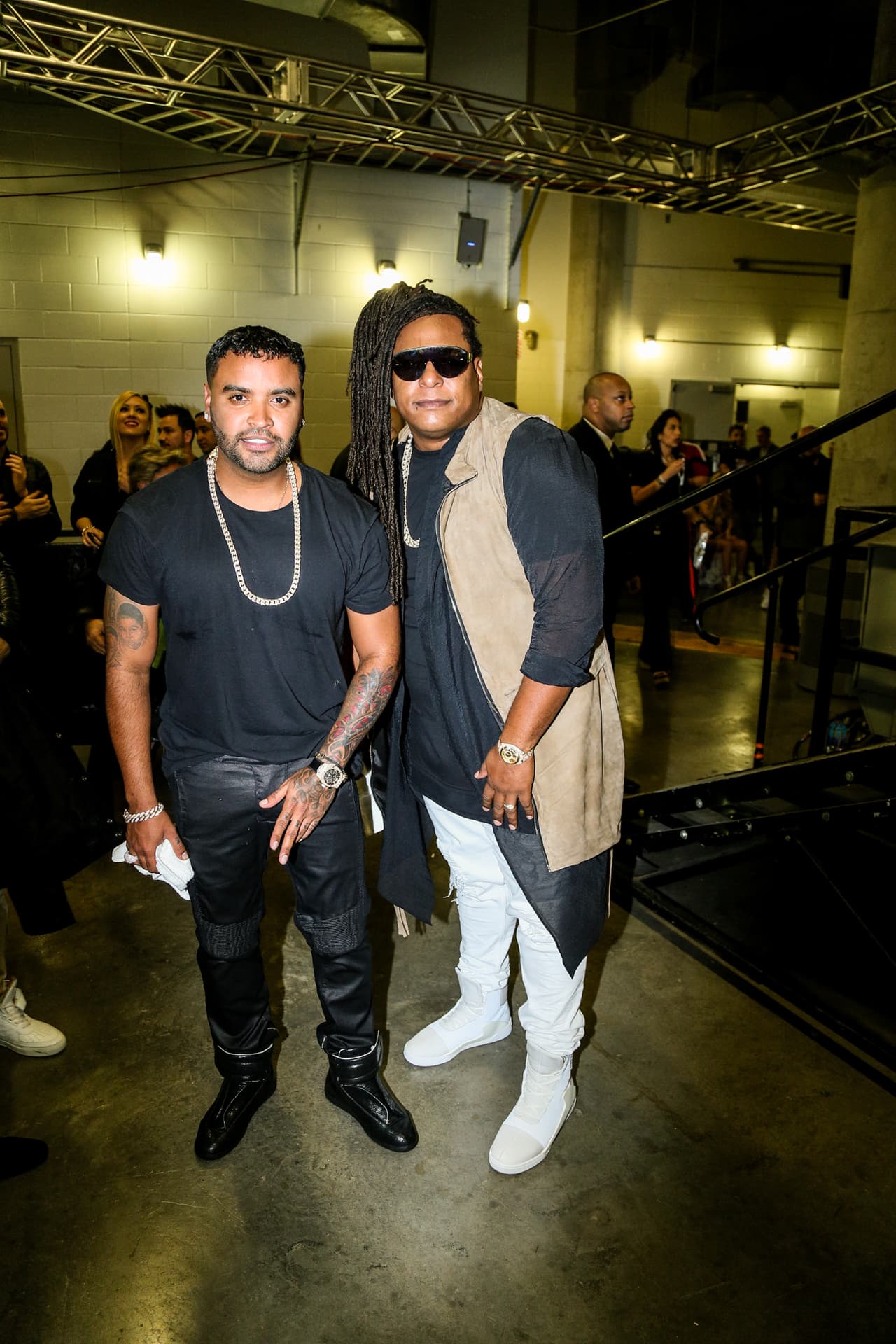 Una cosa fue lo que viste en televisión y otra lo que te perdiste. Pero, relax! Nuestro lente te trae el detrás de cámaras de la esta entrega de Premio Lo Nuestro.